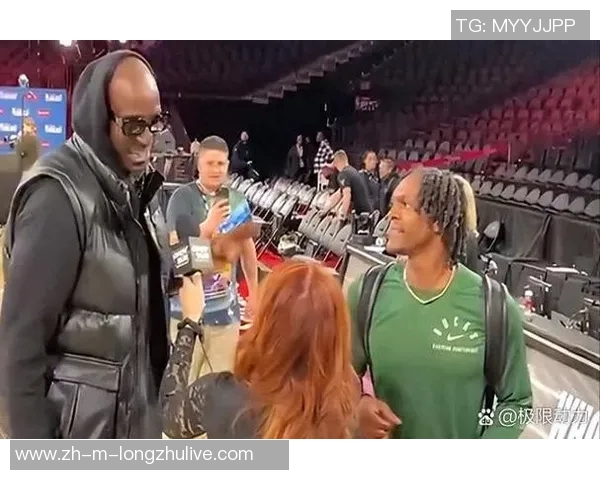 中国女篮26岁王牌张子宇崛起助攻王女隆多为她送上精彩传球