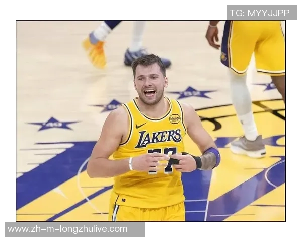 布伦森拉文荣膺上周最佳球员詹姆斯东契奇库里同获提名